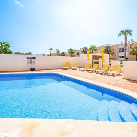 Casa Amarela - With Pool, Close To Beaches, Golf And Nature - Conceicao E De Тавира