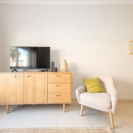 Lägenhet Casa Amarela - With Pool, Close To Beaches, Golf And Nature - Conceicao E De *