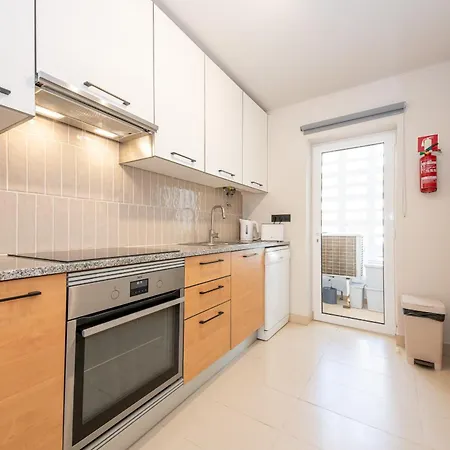 Casa Amarela - With Pool, Close To Beaches, Golf And Nature - Conceicao E De