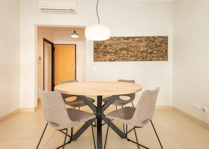 Casa Amarela - With Pool, Close To Beaches, Golf And Nature - Conceicao E De *