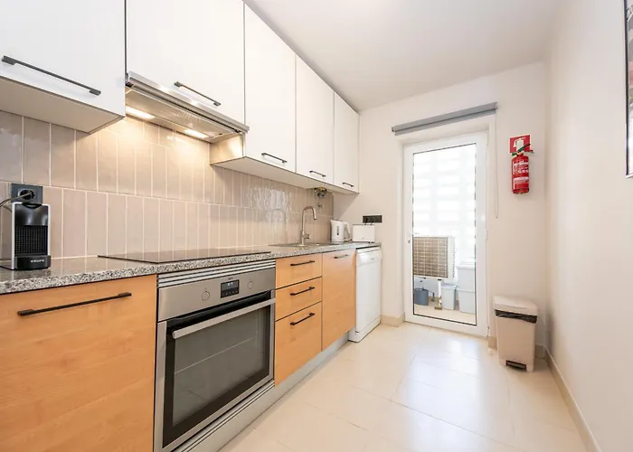 Casa Amarela - With Pool, Close To Beaches, Golf And Nature - Conceicao E De