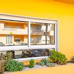 Apartman Casa Amarela - With Pool, Close To Beaches, Golf And Nature - Conceicao E De *
