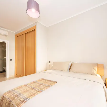 Casa Amarela - With Pool, Close To Beaches, Golf And Nature - Conceicao E De Lejlighed Tavira