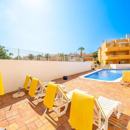 Lejlighed Casa Amarela - With Pool, Close To Beaches, Golf And Nature - Conceicao E De *