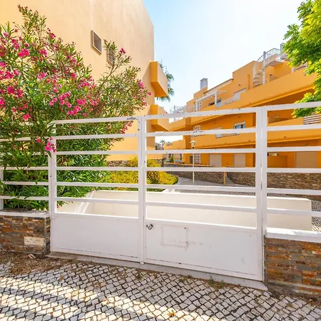 Casa Amarela - With Pool, Close To Beaches, Golf And Nature - Conceicao E De Lejlighed Tavira